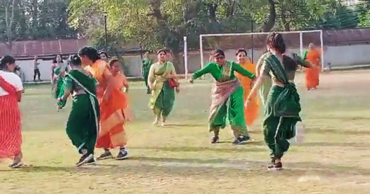 Gwalior Women Bend It Like Beckham While Wearing A Saree