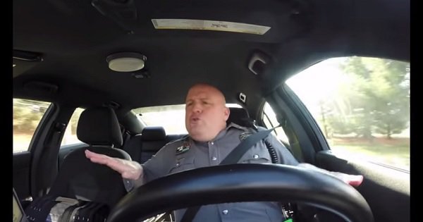 Police Officer Sings Along To Taylor Swift Song. The Hilarious Dashcam ...