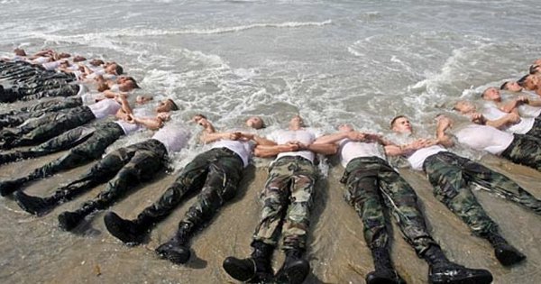 10 Of The Most Shocking Military Training Exercises From Around The ...