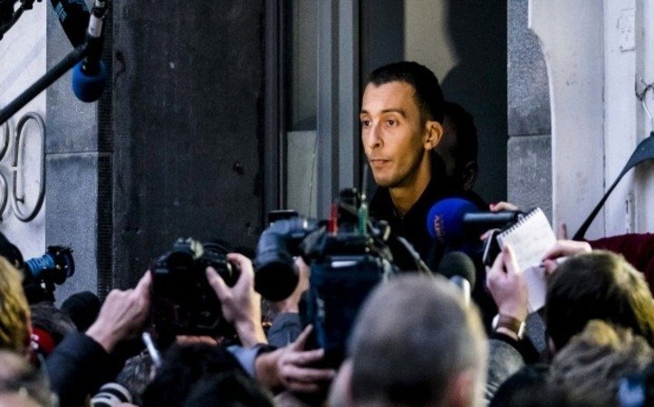 Brussels Suffers Lock Down As Paris Attack Suspect Abdeslam Remains At