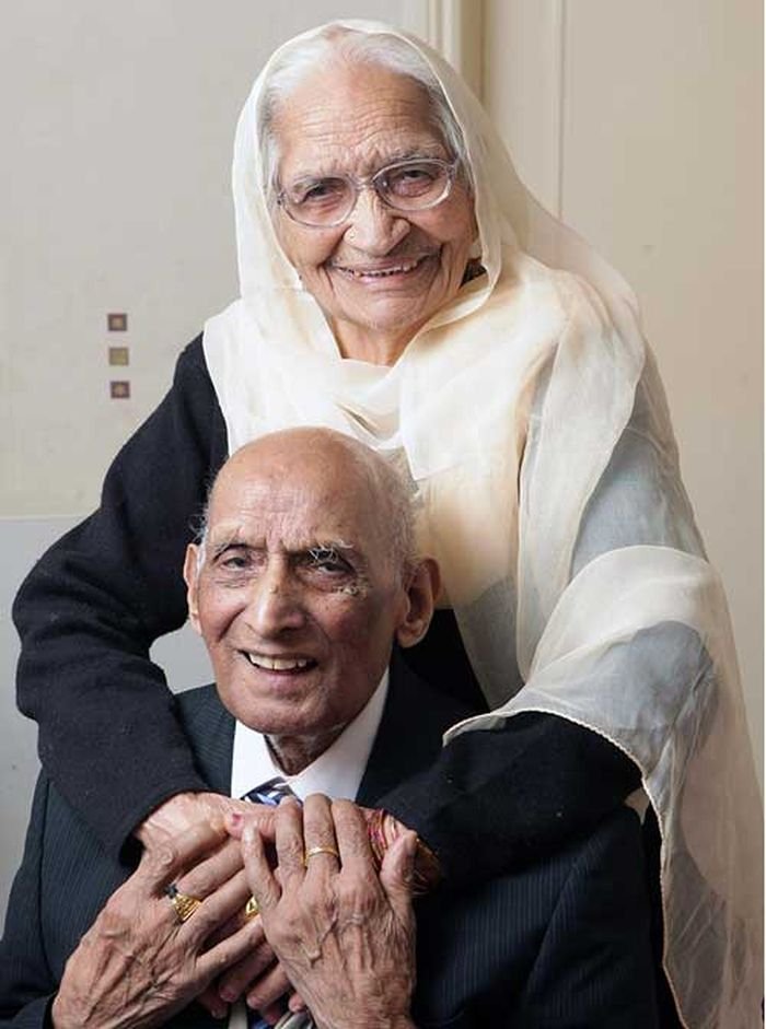 Celebrating Their 90th Anniversary, The World’s Oldest Couple Sets Some ...