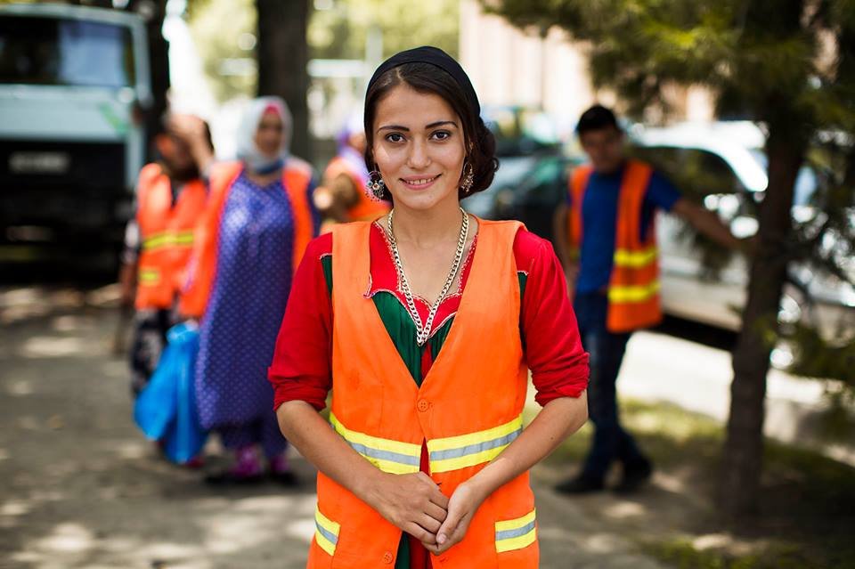 Romanian photographer capturing diversity of women's beauty is in India -  Culture - Images