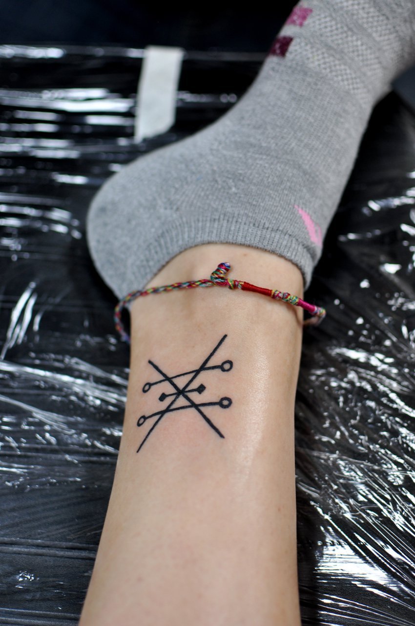 99 Word Tattoos That May Speak To Your Heart And Skin  Bored Panda