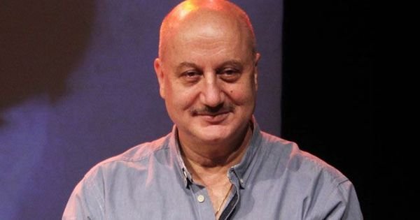 Anupam kher goes gaga over intolerance debate, says only rich talk about intolerance - scoopwhoop