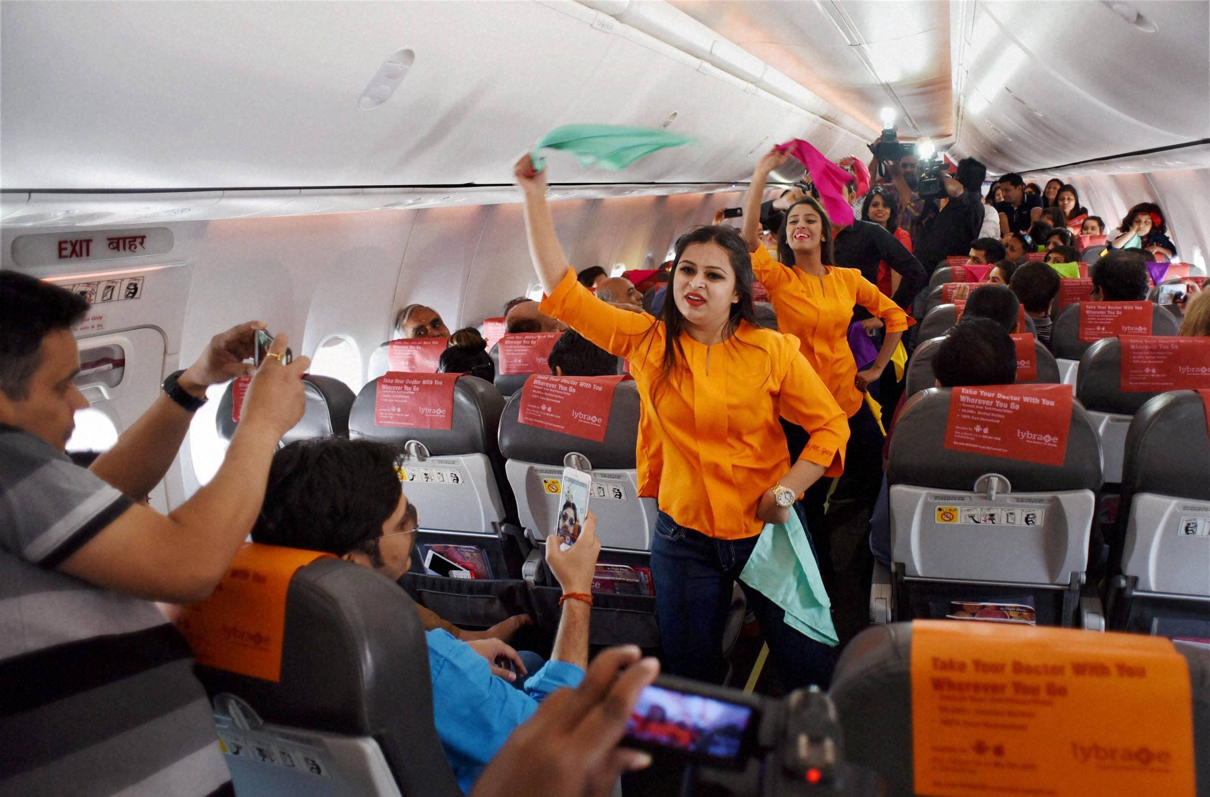 This Is How SpiceJet Celebrated Holi On A Flight