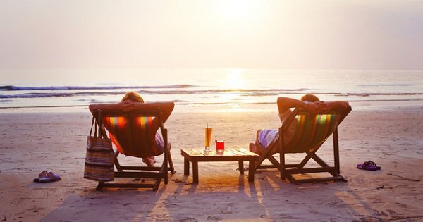 This company will pay you $12,000 to drink beer, travel the world & write about it - scoopwhoop