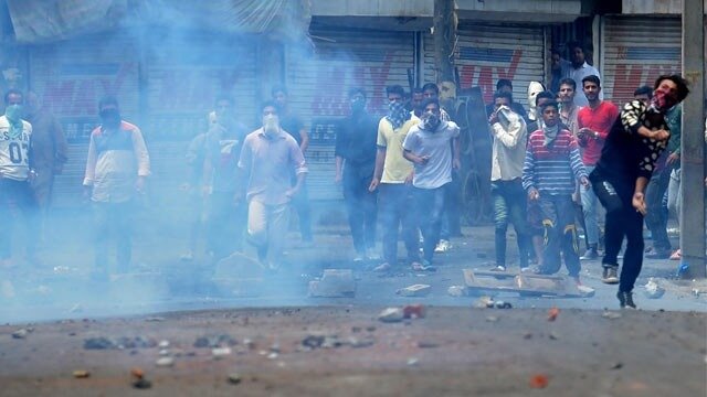 separatists in kashmir extend strike call by two days