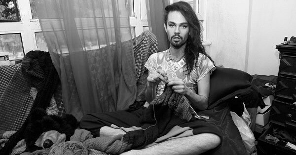 This Photographer Captures & Defines Gender Fluidity In The Most Beautiful Manner