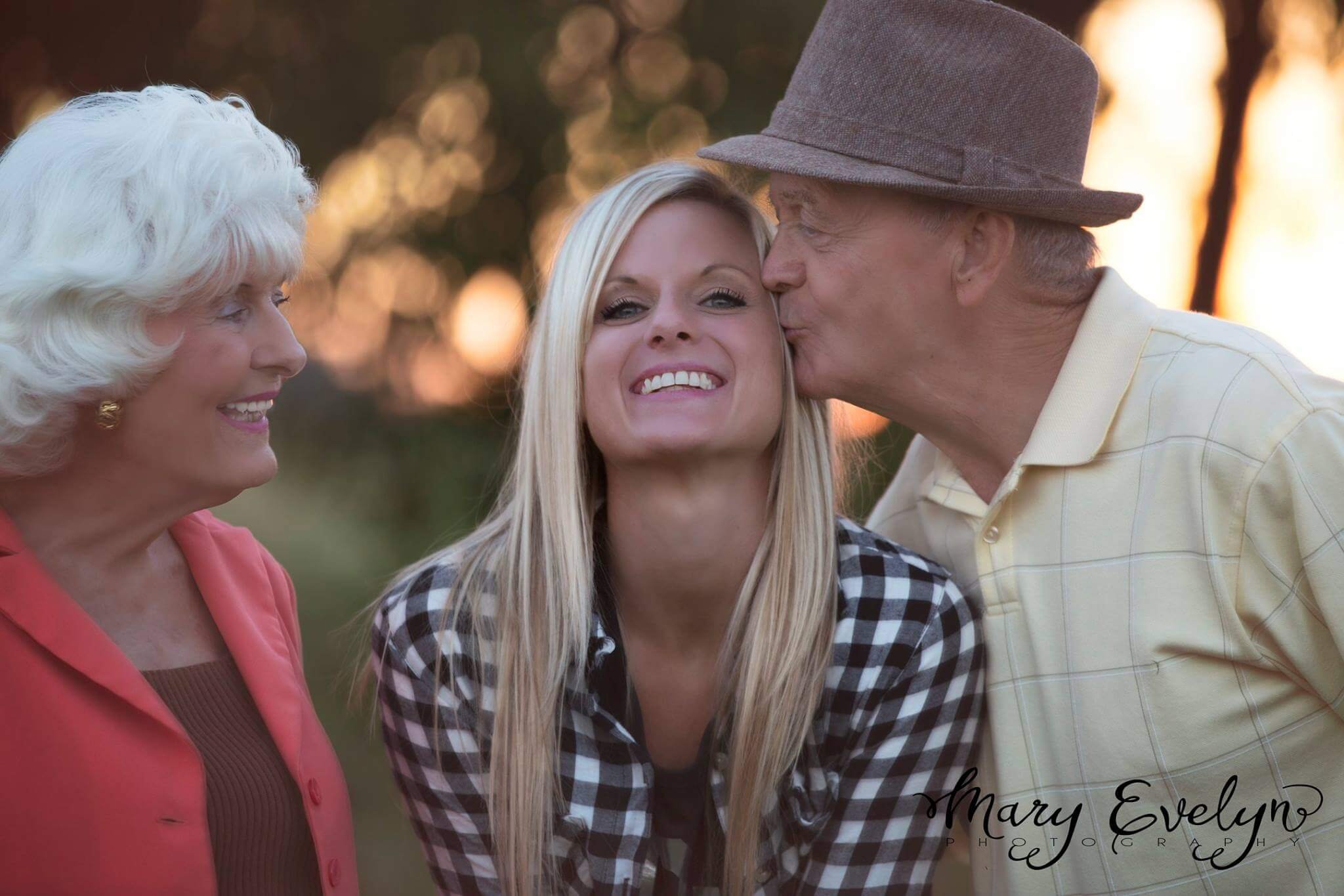 This Adorable Couple Married For 57 Years Had A Notebook-Themed ...