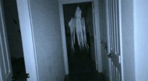 Attention Horror Fans! This Awesome Gaming App Will Turn Your Home Into ...