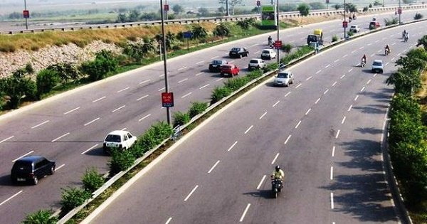 Delhi-Noida DND Flyway Is Now Toll-Free, Thanks To Allahabad High Court