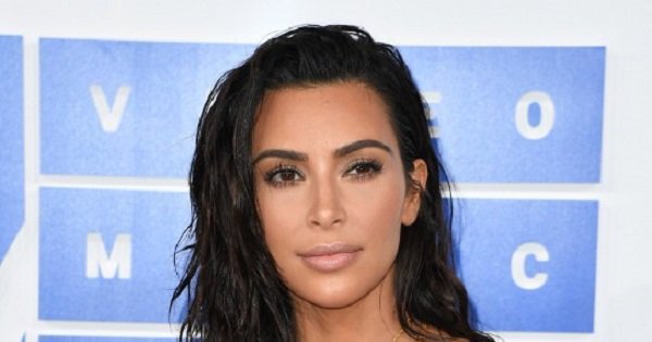 Kim Kardashian Held At Gunpoint In Paris Hotel Room, Released Unharmed ...