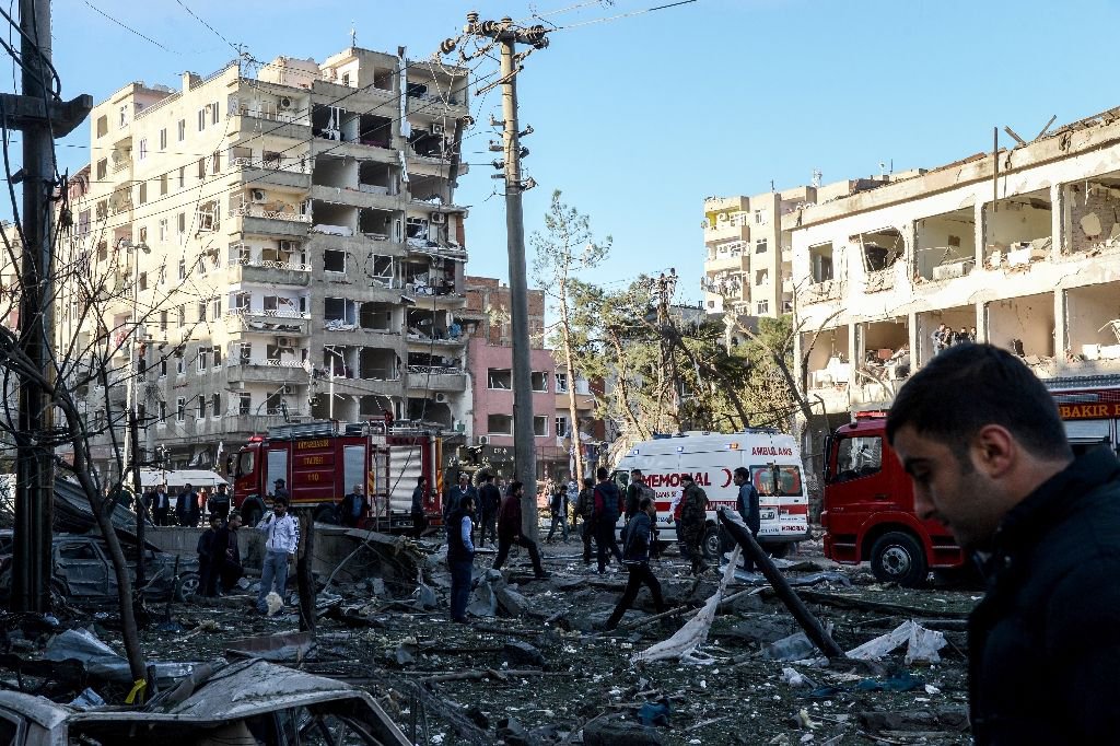 8 Killed, Over 100 Wounded In Car Bomb Blast By Kurdish Militants In Turkey