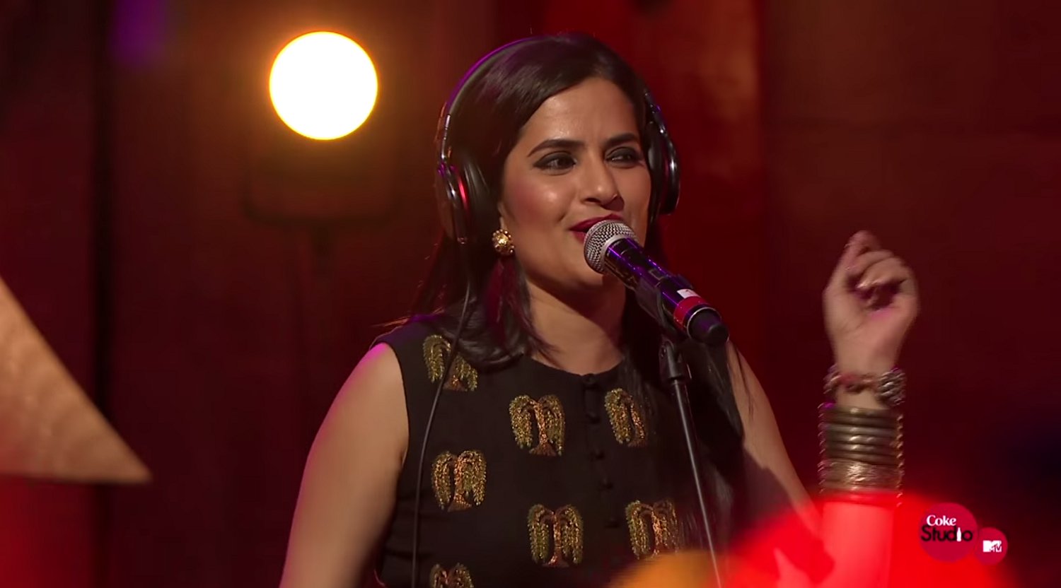 Iit B Doesnt Believe Sona Mohapatra Can Perform Without A Man For Its Mood Indigo Festival