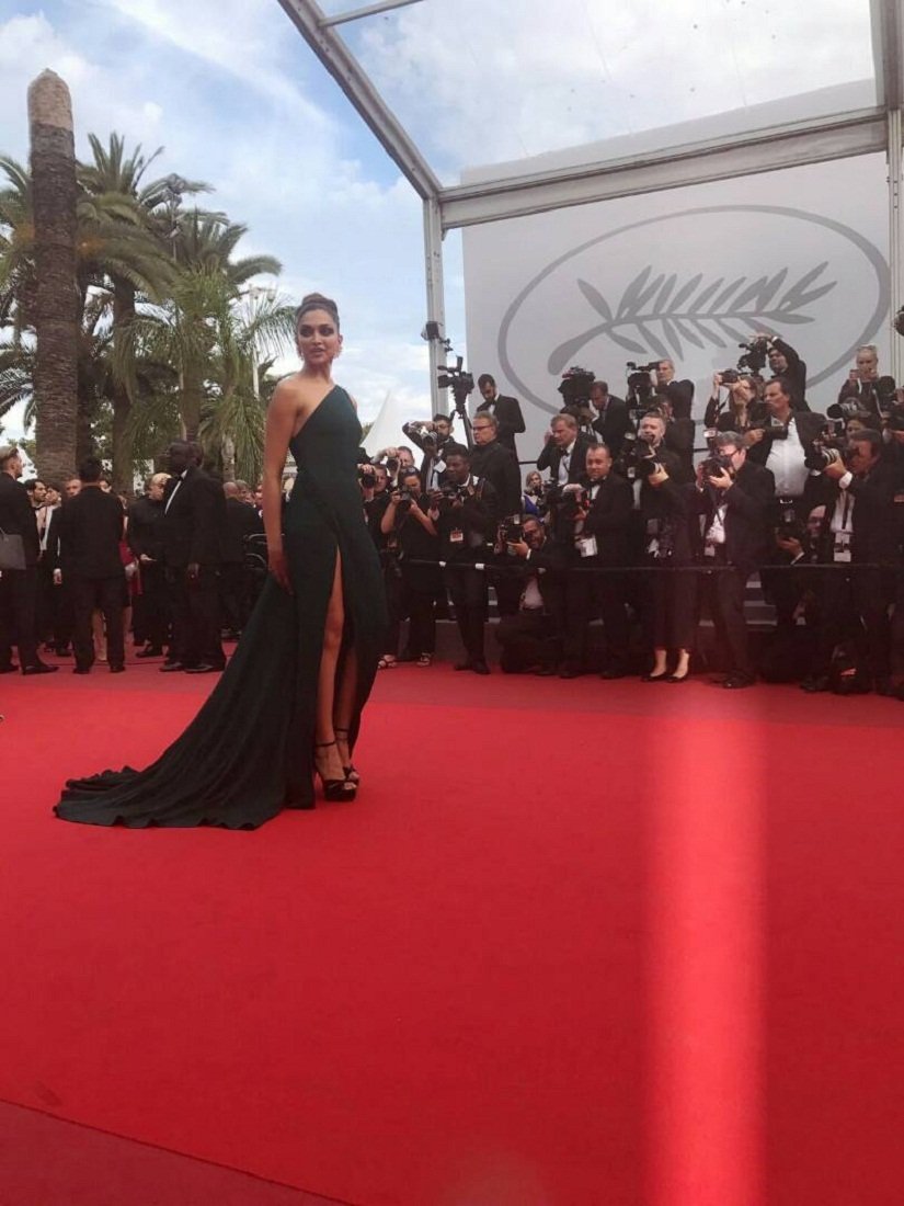 Deepika Padukone Steps Out Like A Gl On Day 2 At The Cannes