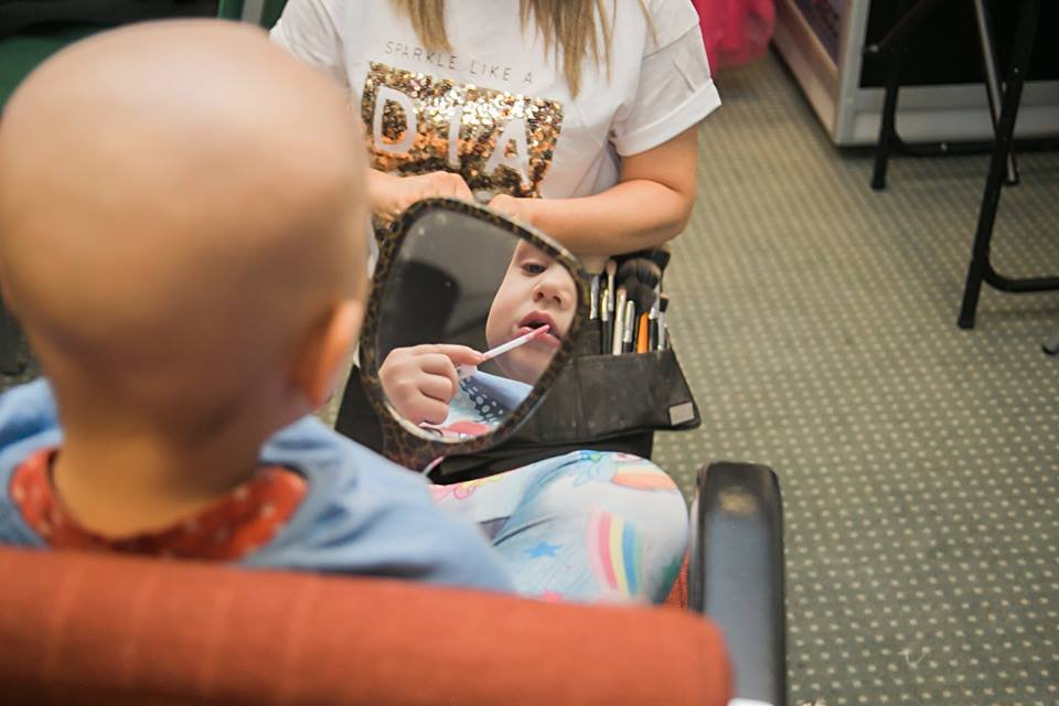 Terminally Ill 5 Year Old Marries Her 6 Year Old Bff Because A Dream