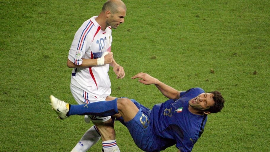 Best 50 Iconic Football And Soccer Photos From Through The Ages That 