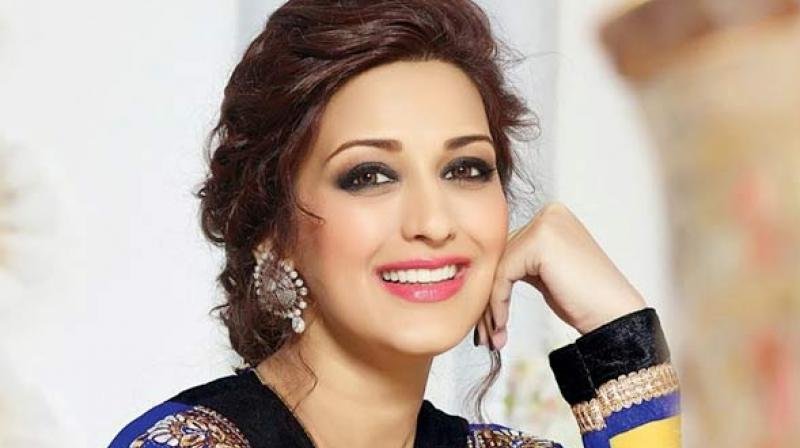 Sonali Bendre Video Sex - Sonali Bendre Reveals She Is Suffering From 'High-Grade Cancer' & Talks  About Fighting Back