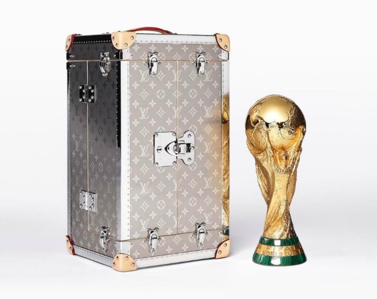 Definitely I am proud ! To be part of this company. FIFA World Cup Winner's  Trophy. Made by Louis Vuitton.🏆🏆🏆 @louisvuitton…