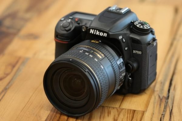 nikon camera 1 lakh