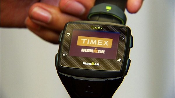 Louis Vuitton launches its first smartwatch: the Tambour Horizon watch -  CNET