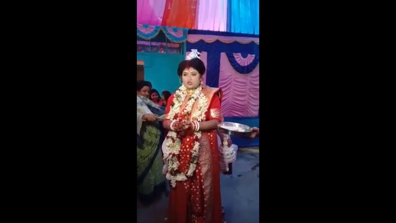 bengali-bride-gets-lauded-for-challenging-rituals-saying-parents