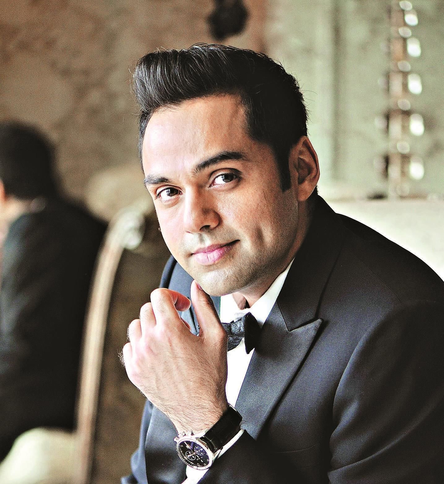 The versatile Abhay Deol spends the day with Breakfast to Dinner | India  Forums