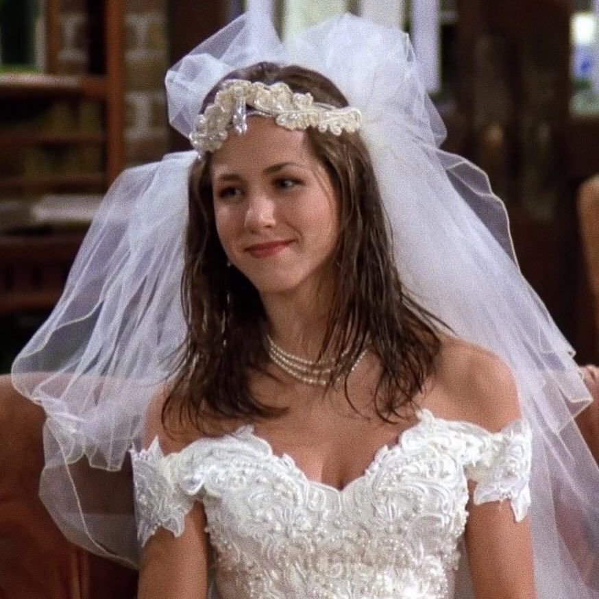 30 Iconic Rachel Green Looks That Prove She Was An Influencer Even