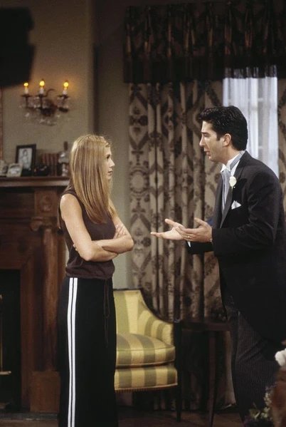 30 Iconic Rachel Green Looks That Prove She Was An Influencer Even Before  The Word Was Invented