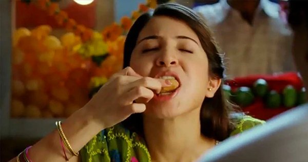 To the photographer who only clicks my pictures while i’m eating. Kya dushmani hai mujhse? - scoopwhoop
