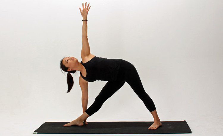 5 Best Yoga Poses to Strengthen Your Ankles - Yogkala