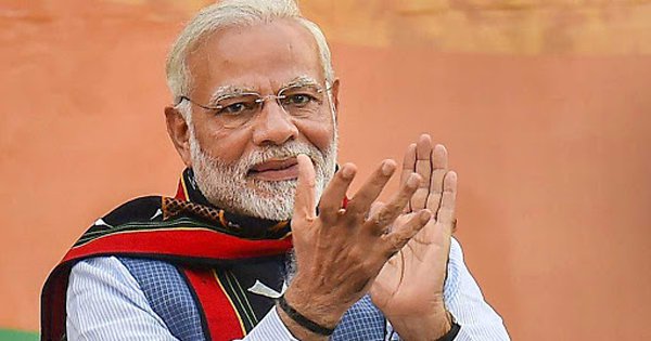 Hello, don’t forget to step into your balcony & clap for those who are fighting this pandemic - scoopwhoop