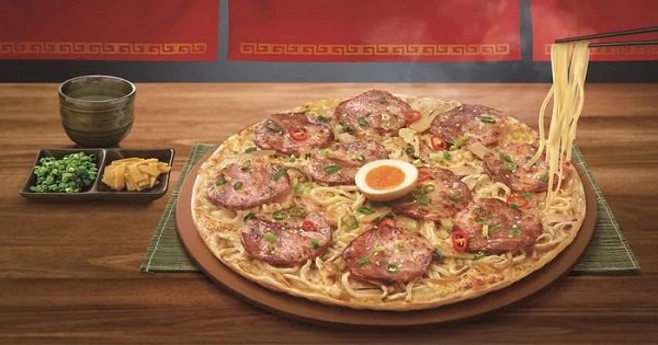 Taiwan pizza hut is introducing a ramen pizza & i have so many questions about this - scoopwhoop