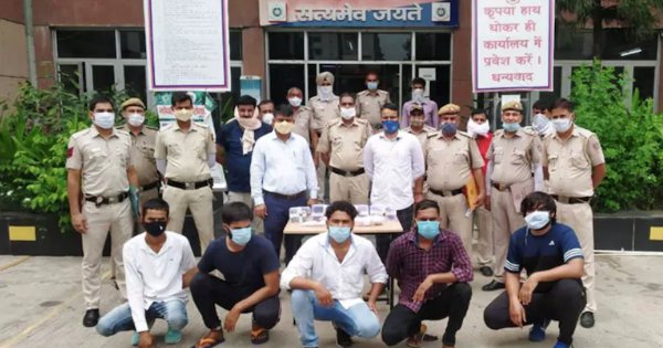 40 gangsters caught partying & celebrating the release of a fellow criminal amid covid-19 pandemic - scoopwhoop