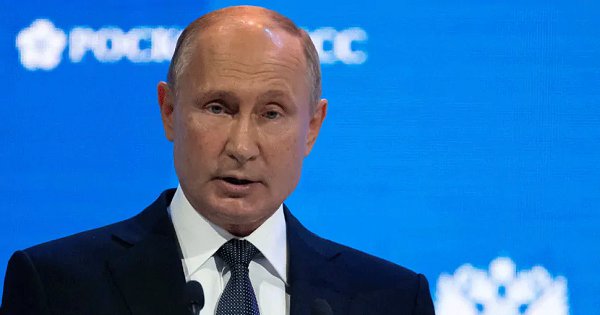 Russia claims to have developed world’s first covid-19 vaccine, putin’s daughter inoculated - scoopwhoop