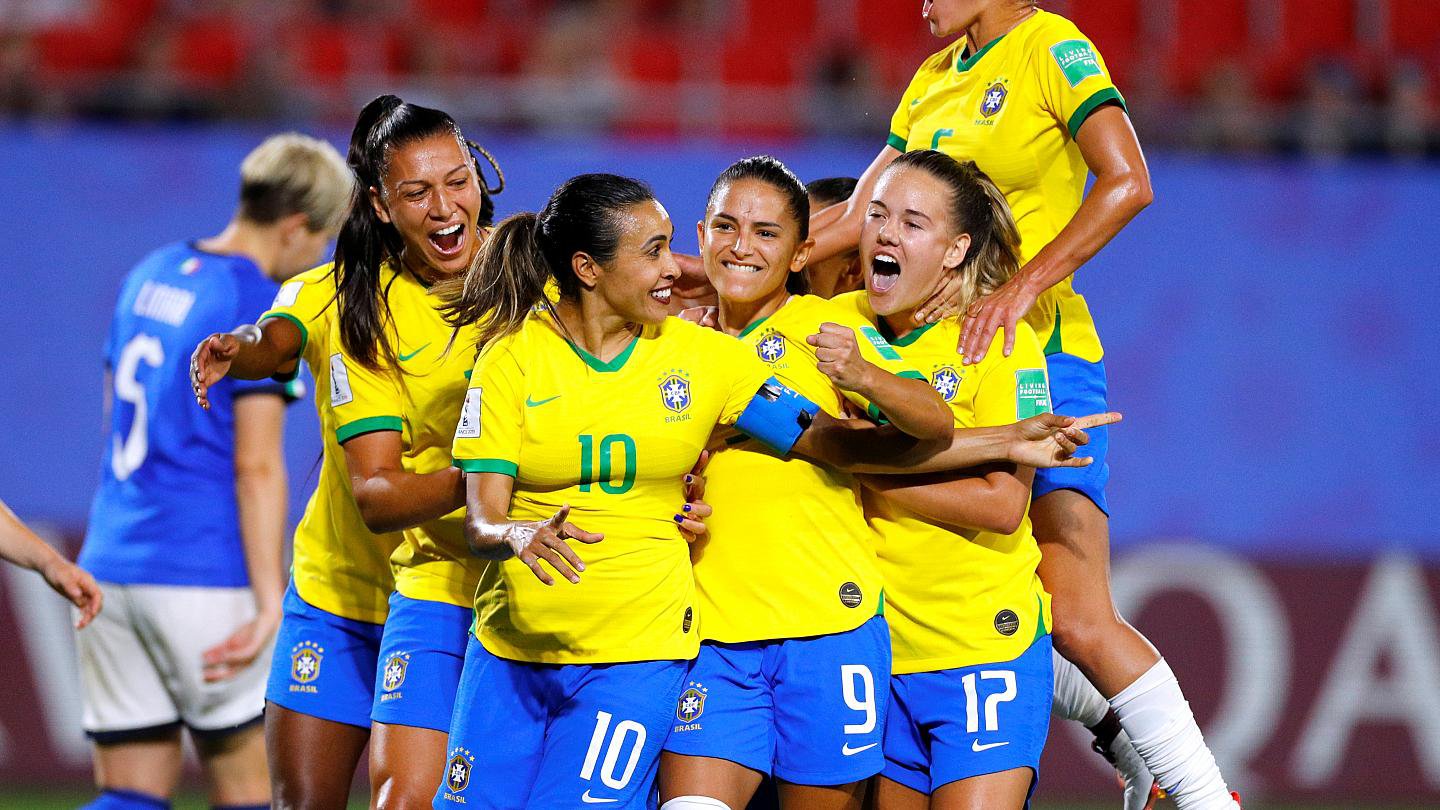 Brazil will give equal pay to its men's and women's national soccer teams