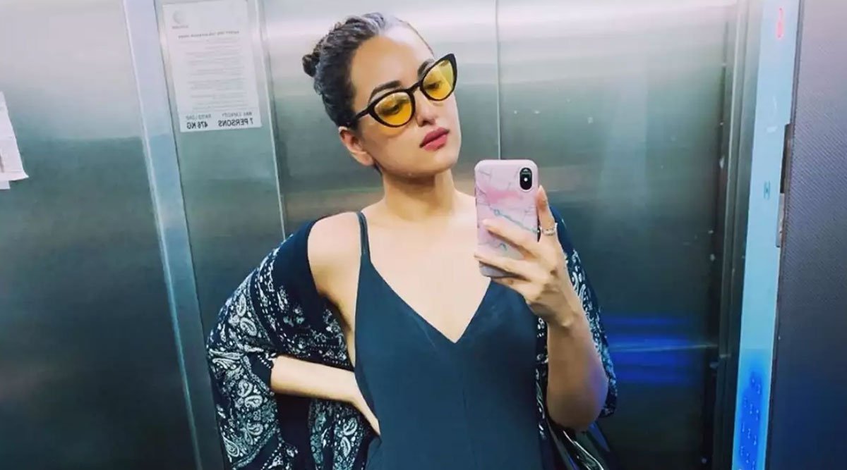 We Just Learned Why Elevators Have Mirrors In Them