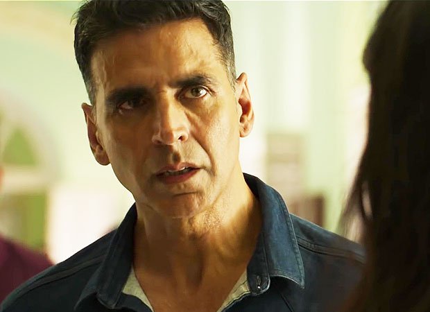 Celebrity Hairstyle of Akshay Kumar from Kesari Parineeti Chopra Akshay  Kumar  B4U Entertainment 2019  Charmboard