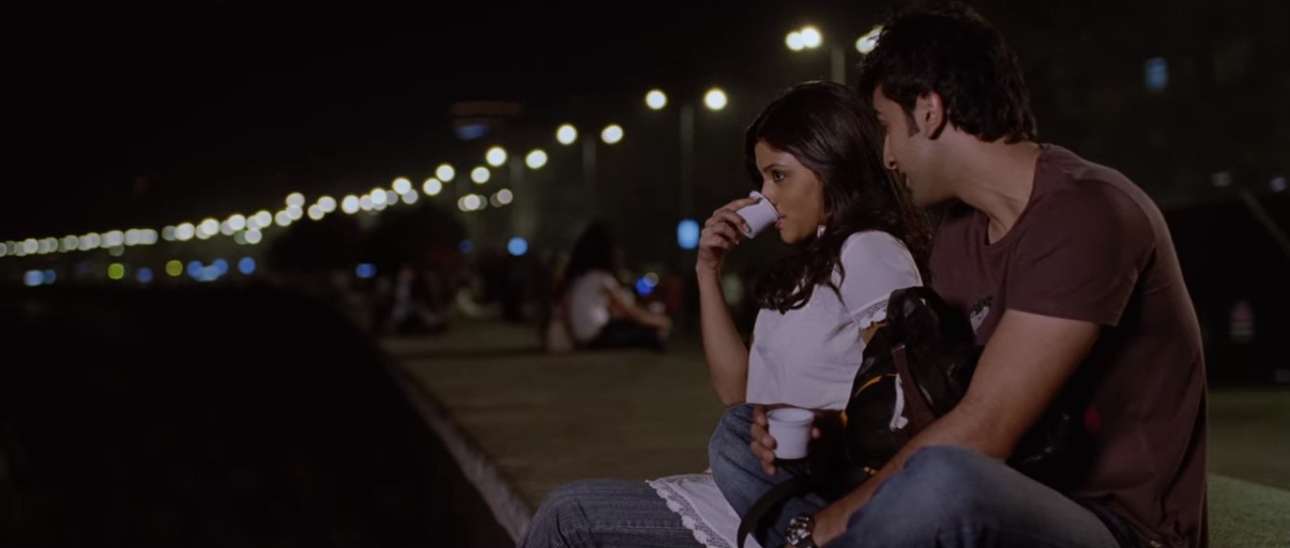 10 Scenes From Bollywood Movies Where 'Do Cup Chai' Played The Lead Role