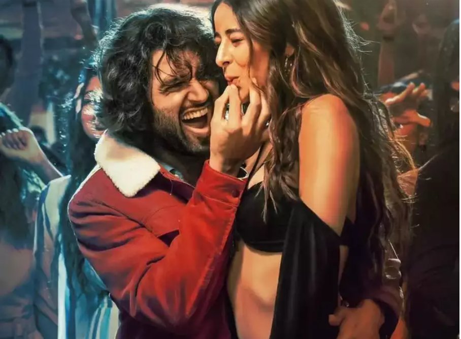 Ananya Sex - Twitter Is Trolling Ananya Pandey And Vijay Deverakonda For Their Below  Average Acting In Liger