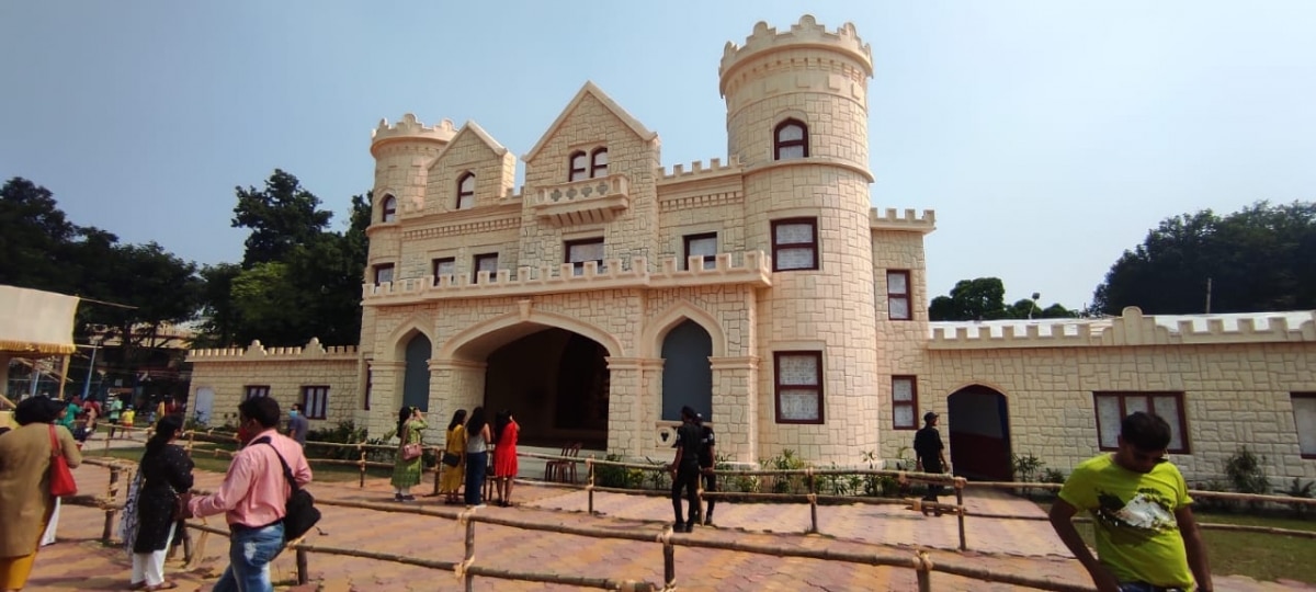 beautiful durga puja pandal