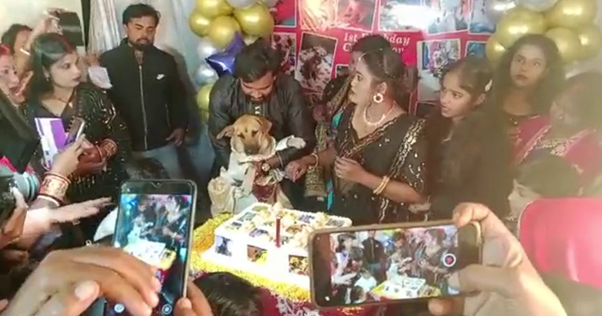 This Dhanbad Woman Threw An OTT Birthday For Her Pet Dog