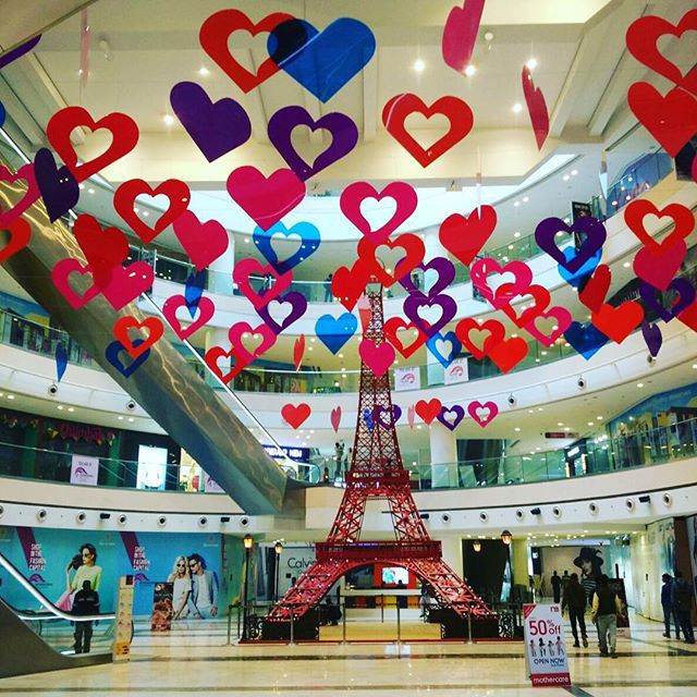 indian malls on valentine's day