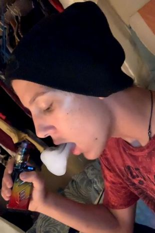 Draven Hatfield, US teen whose lungs collapsed four times due to vaping