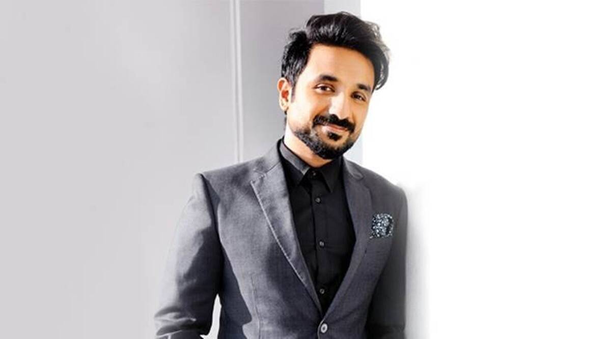 indian celebrities who lost blue ticks Vir Das