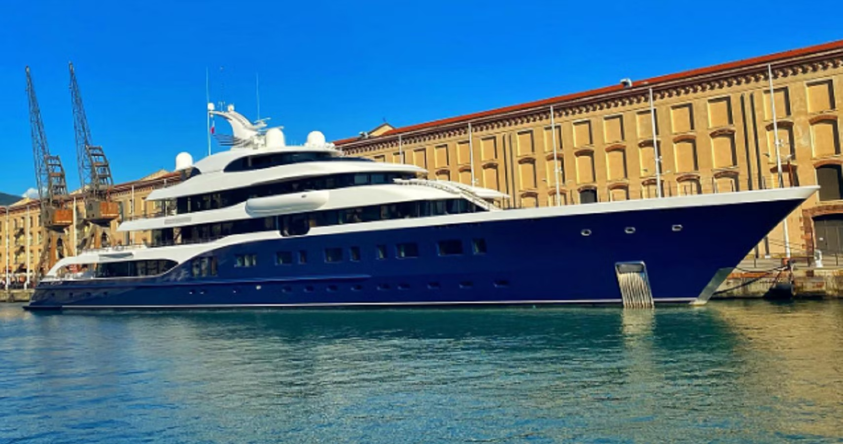 bernard arnault yacht