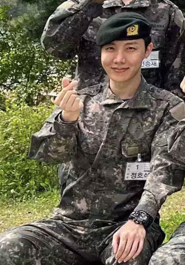 bts j-hope military pictures