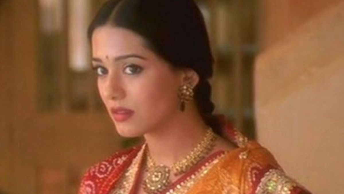 Amrita Rao Wearing A 3000 Traditional Saree On Her Wedding Is Making Amrita Rao Wearing A 3000 Traditional Saree On Her Wedding Is Making