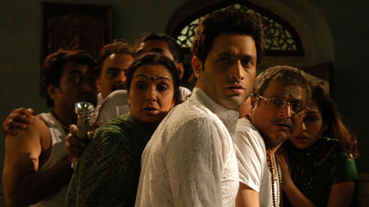 Bollywood movie scenes that gifts us irrational fears