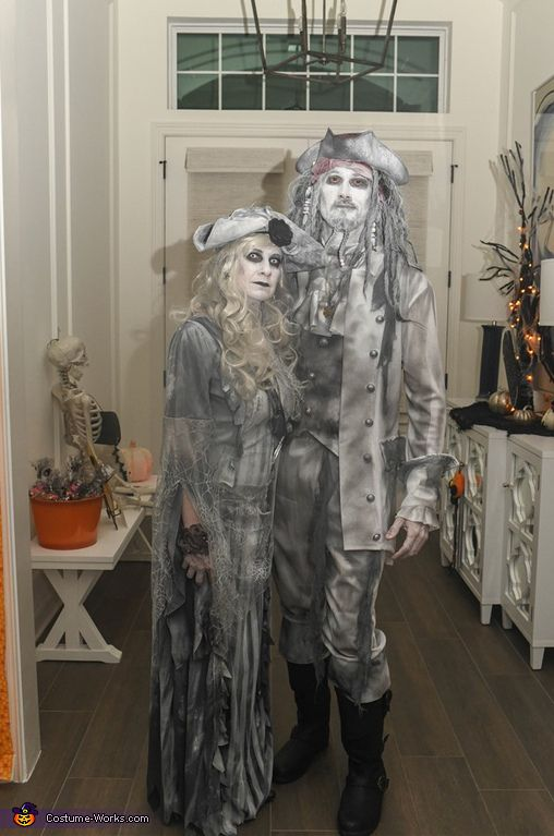 Sexy Pirate Costume for Couples